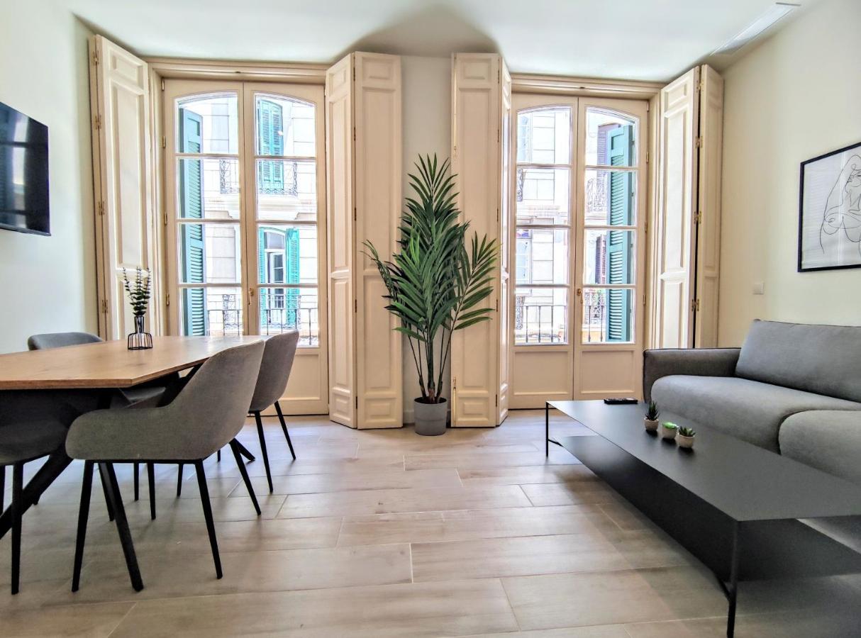 Edificio Duque Apartment Малага Екстериор снимка