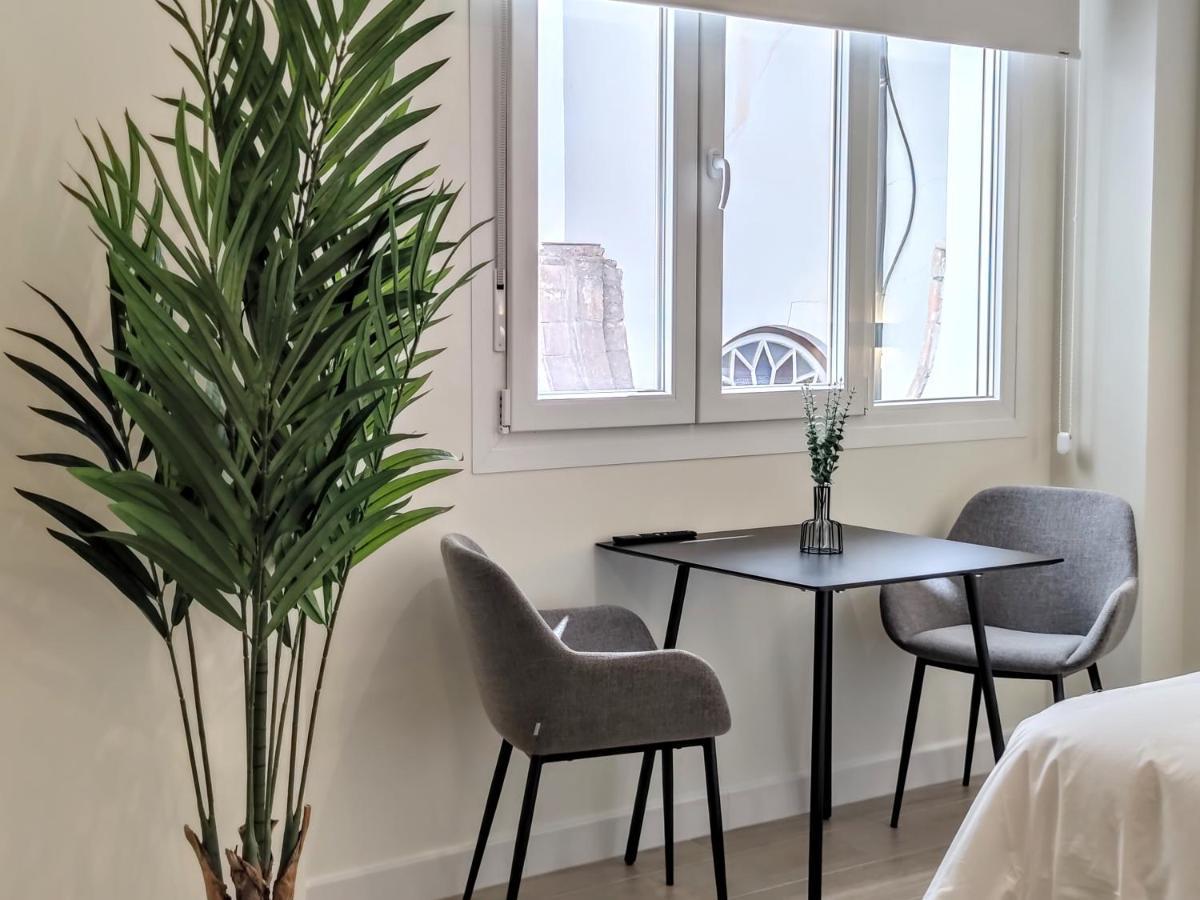 Edificio Duque Apartment Малага Екстериор снимка