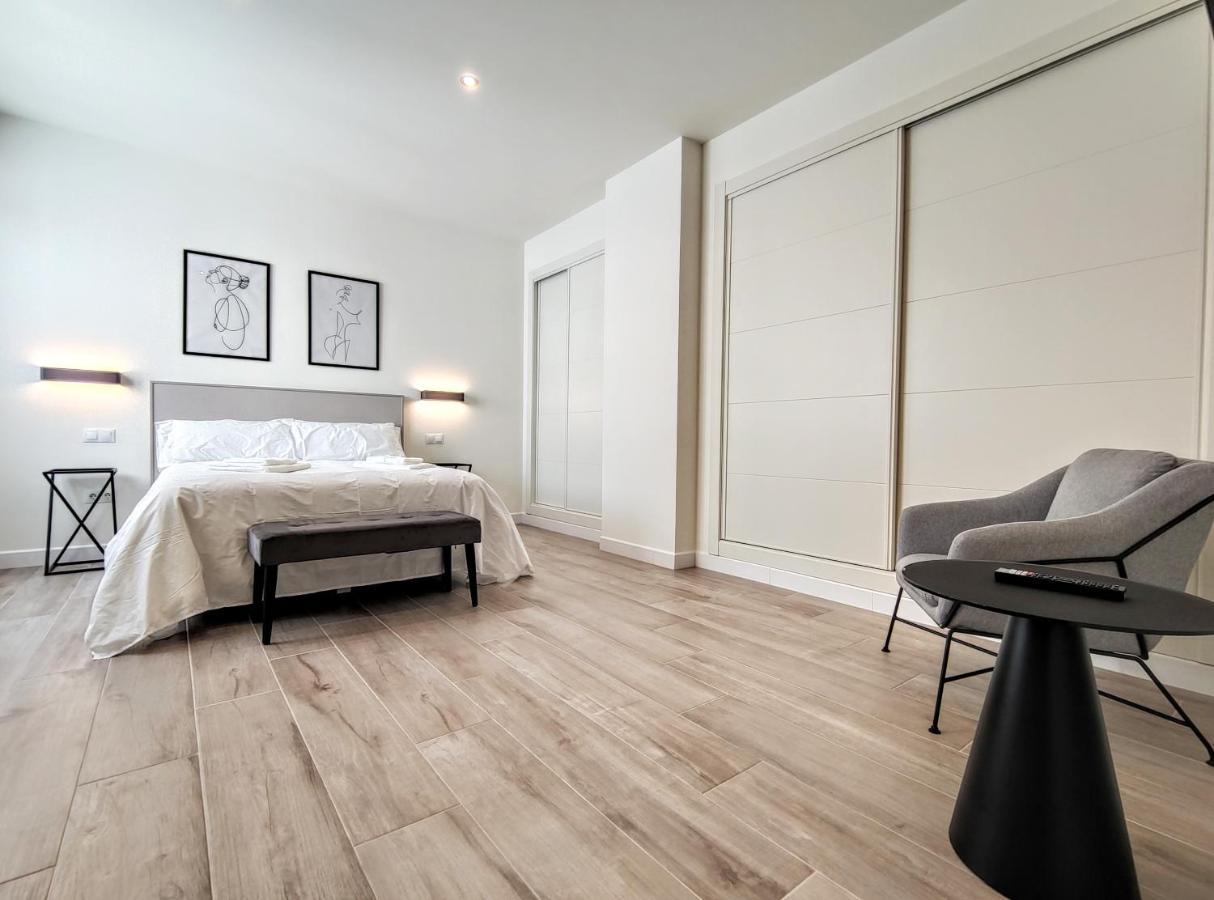 Edificio Duque Apartment Малага Екстериор снимка