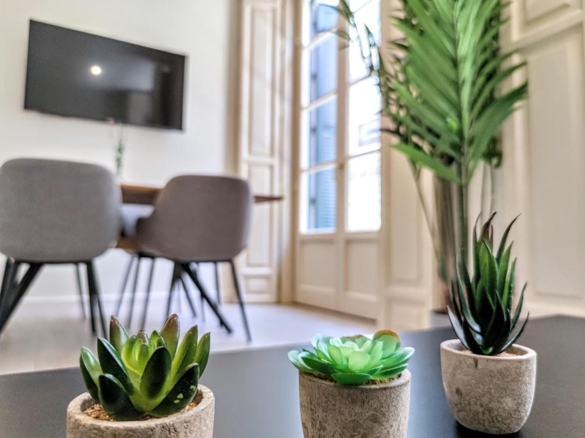 Edificio Duque Apartment Малага Екстериор снимка