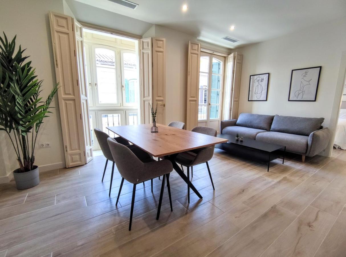 Edificio Duque Apartment Малага Екстериор снимка