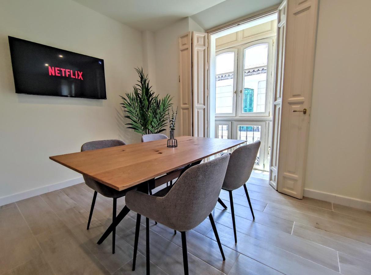 Edificio Duque Apartment Малага Екстериор снимка